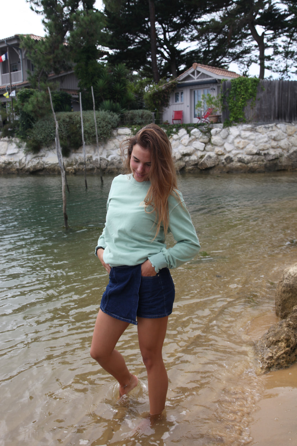 Sweatshirt