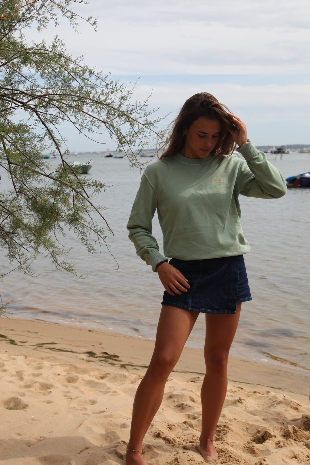 Sweatshirt